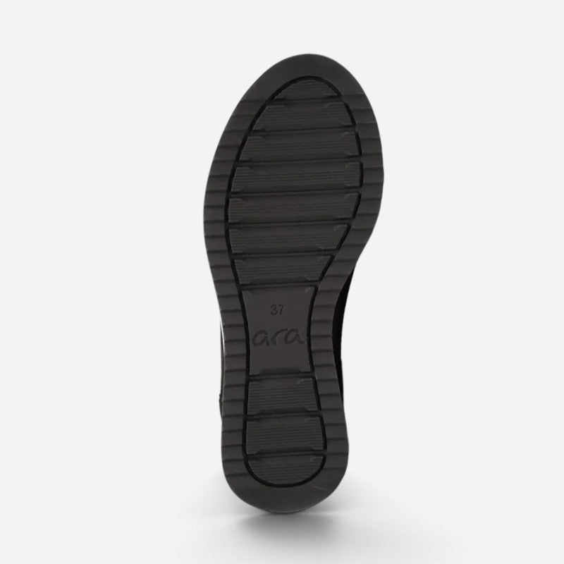 Spirit Brown Suede