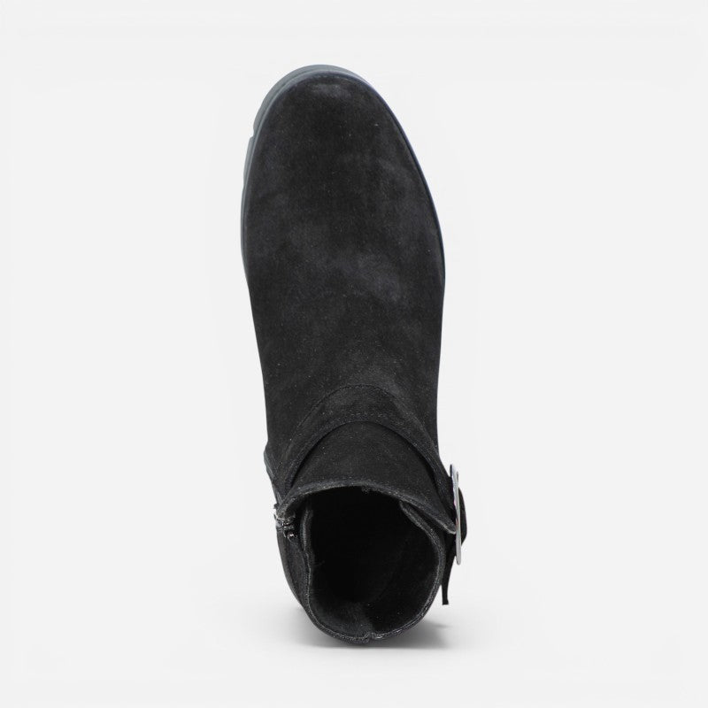 Molly 19 Black Suede