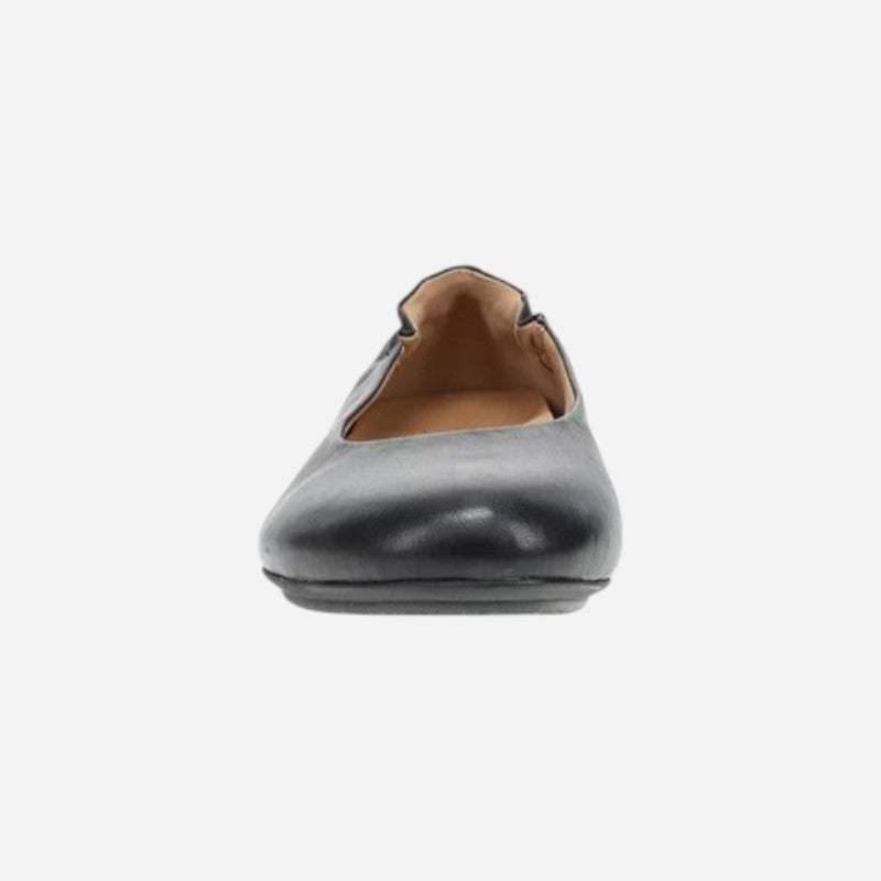 Mollie Black Nappa