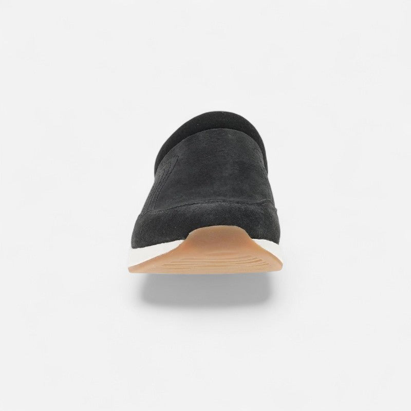 Claudia Black Suede leather
